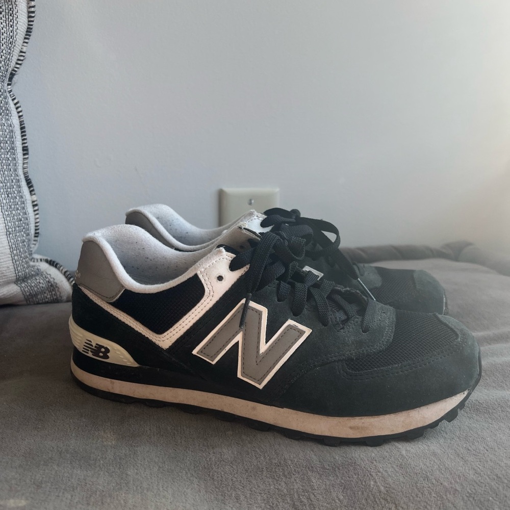 New balance sneakers - black and grey